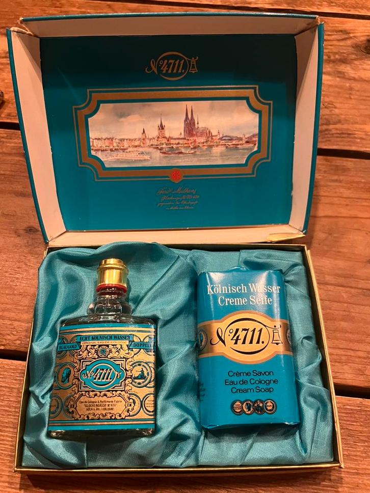 4711 Kölnisch Wasser cadeau­set eau de cologne zeep vintage, Verzamelen, Parfumverzamelingen, Zo goed als nieuw, Parfumfles, Ophalen of Verzenden