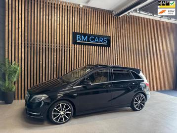 Mercedes-Benz B-klasse 200 Ambition AUTOMAAT,Pano,Xenon,Leer beschikbaar voor biedingen