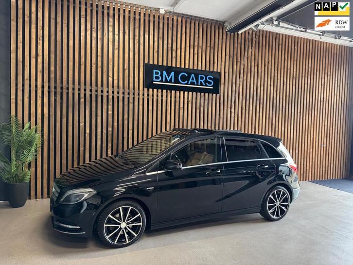 Mercedes-Benz B-klasse 200 Ambition AUTOMAAT,Pano,Xenon,Leer, Auto's, Mercedes-Benz, Bedrijf, Te koop, B-Klasse, ABS, Airbags