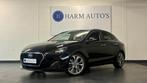 Hyundai I30 Fastback 1.4 T-GDI Premium 140pk Pano/Navi/CAM/C, Voorwielaandrijving, Zwart, 4 cilinders, Leder en Stof