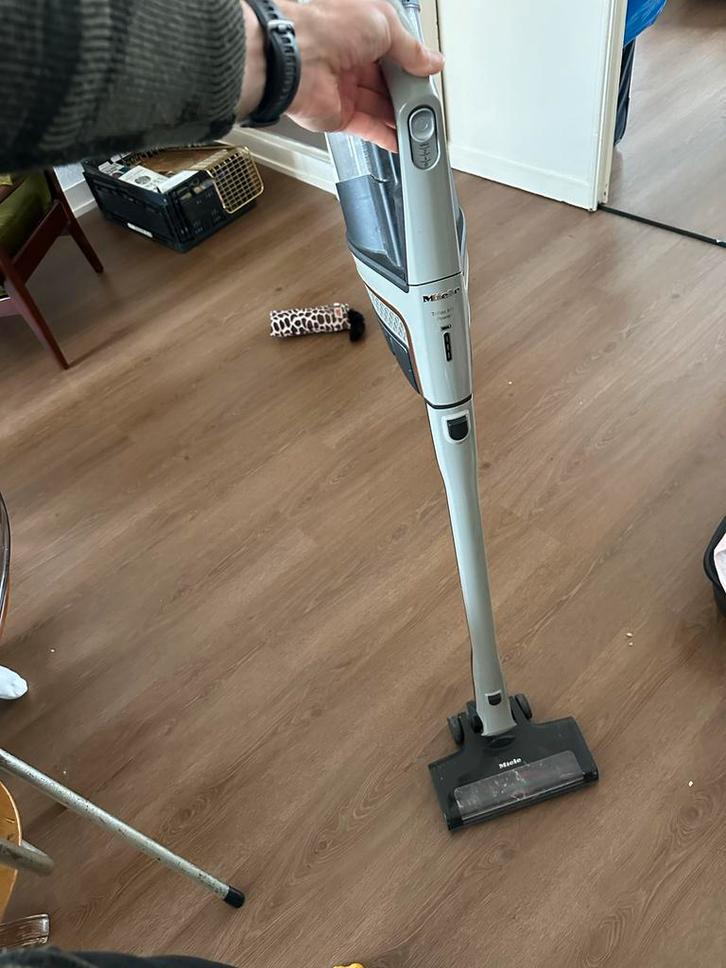 Miele Triflex HX1 + Extra Accu - Goed Werkend!, Witgoed en Apparatuur, Stofzuigers, Gebruikt, Stofzuiger, Reservoir, Ophalen of Verzenden