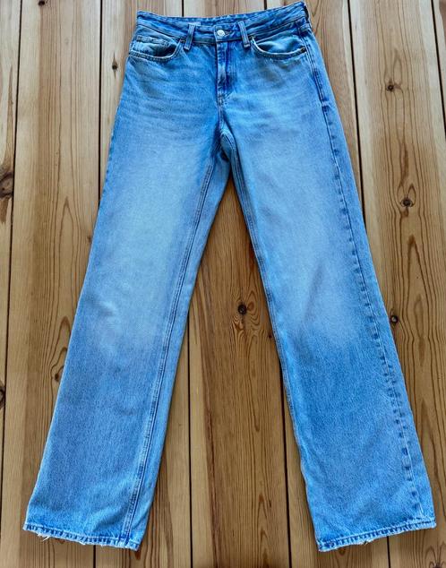 Jeans Zara - Wide Leg - Lichtblauw Denim - maat 36 / Small, Kleding | Dames, Spijkerbroeken en Jeans, Zo goed als nieuw, W28 - W29 (confectie 36)