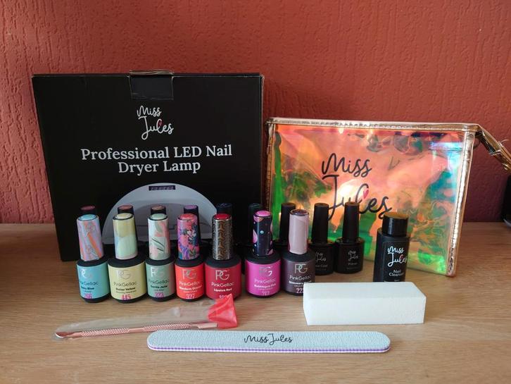 Complete Gellak Set Miss Jules & Pinkgellak, Sieraden, Tassen en Uiterlijk, Uiterlijk | Cosmetica en Make-up, Zo goed als nieuw