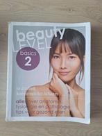 Beauty Level Basics 2, Boeken, Gelezen, Ophalen of Verzenden, MBO