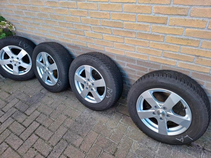 Winterbanden 195/65 R15 Continental+Dezent velg, Auto-onderdelen, Banden en Velgen, Banden en Velgen, Winterbanden, 15 inch, 195 mm