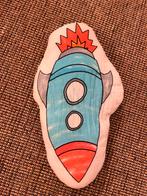 Raketvormig Kussen, Huis en Inrichting, Woonaccessoires | Kussens, Ophalen, Zo goed als nieuw, Vierkant