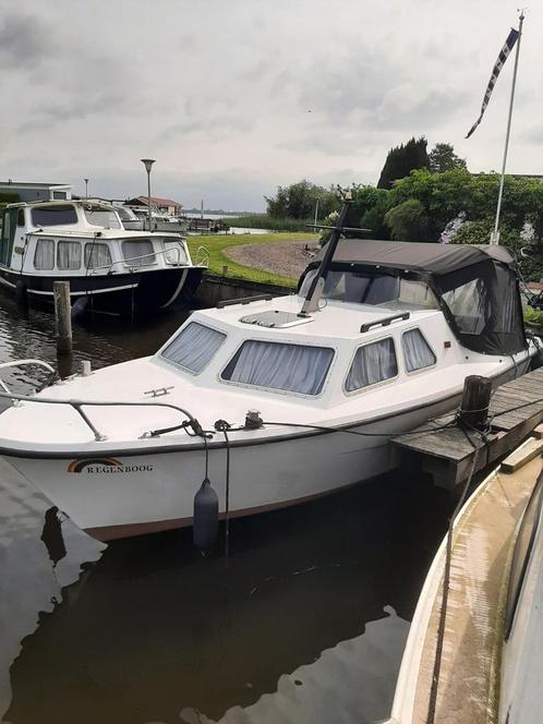 kajuitboot 6,40 lang en 2,40 breed. Met motor 6,80 lang, Watersport en Boten, Motorboten en Motorjachten, Zo goed als nieuw, Polyester