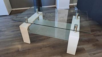 Glazen Salontafel met Witte Poten beschikbaar voor biedingen