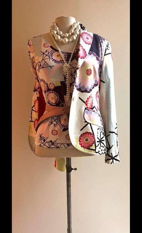 Escada 36 2-dlg set jasje + shirt bloemprint, Kleding | Dames, Jasjes, Kostuums en Pakken, Zo goed als nieuw, Jasje, Maat 36 (S)