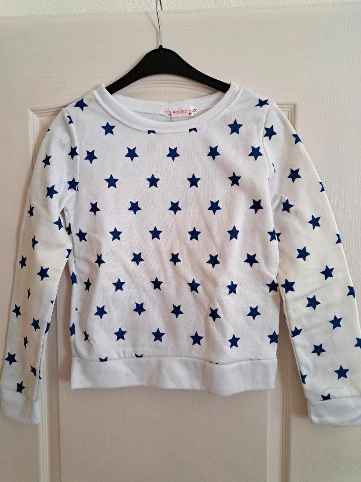 Nieuwe witte dames sweater met blauwe sterretjes maat 36 S, Kleding | Dames, Truien en Vesten, Nieuw, Maat 36 (S), Wit, Ophalen of Verzenden