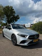 Mercedes-Benz A-Klasse A 200 163pk 7G-DCT 2019 Grijs, USB, Zwart, 4 cilinders, 163 pk