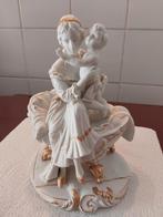 Porselijn moeder en kind Gesigneerd P. Frank, Antiek en Kunst, Antiek | Porselein, Ophalen of Verzenden