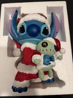 Disney Stitch Kerstman Beeld, Ophalen of Verzenden, Overige figuren, Zo goed als nieuw, Beeldje of Figuurtje