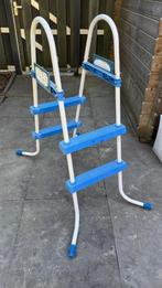 Zwembadtrap, Ophalen, Gebruikt, Ladder