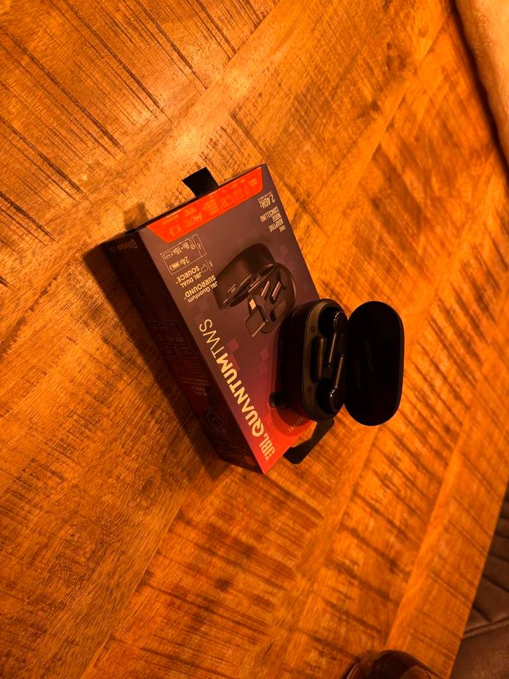 JBL Quantum TWS Draadloze Gaming Oortjes - Nieuwstaat!, Computers en Software, Headsets, Zo goed als nieuw, In-ear, Draadloos