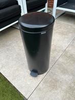 Mooie zwarte brabantia prullenbak, Huis en Inrichting, Woonaccessoires | Prullenbakken, 20 tot 30 liter, Ophalen, Gebruikt, 50 tot 75 cm