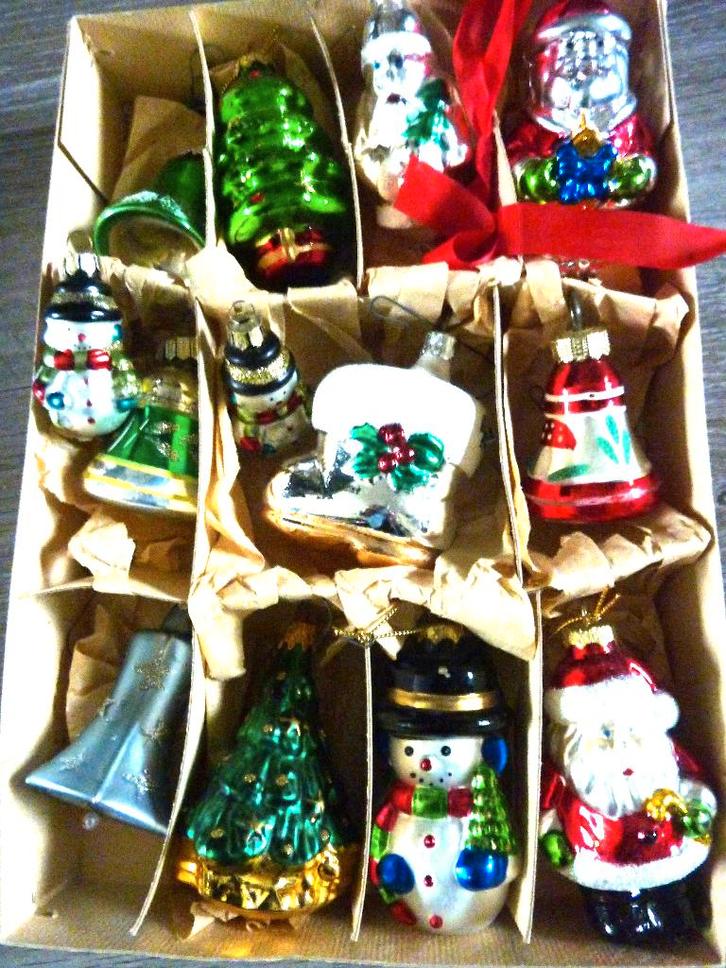 kerst bonte kerstfiguren in doos, Diversen, Kerst, Zo goed als nieuw, Ophalen of Verzenden