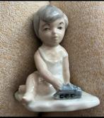 Beeldjes: wo Casades Kind -Vogel - kip/haan- Engeltje- Hazen, Ophalen of Verzenden, Zo goed als nieuw, Dier