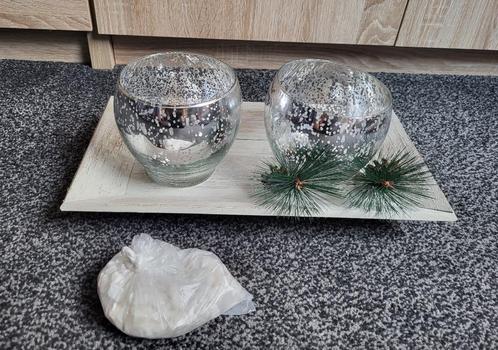 Waxinelichtjes op houten plateau, Diversen, Kerst, Nieuw, Ophalen