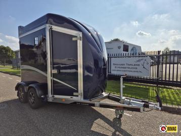 Bonilla B4,polyester 2-paards,600 kg,zadelkamer beschikbaar voor biedingen