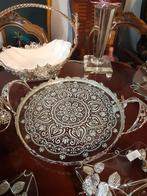 Zilver kleurige dienblad doorsnee ca 35 cm, Huis en Inrichting, Woonaccessoires | Dienbladen, Ophalen of Verzenden, Zo goed als nieuw