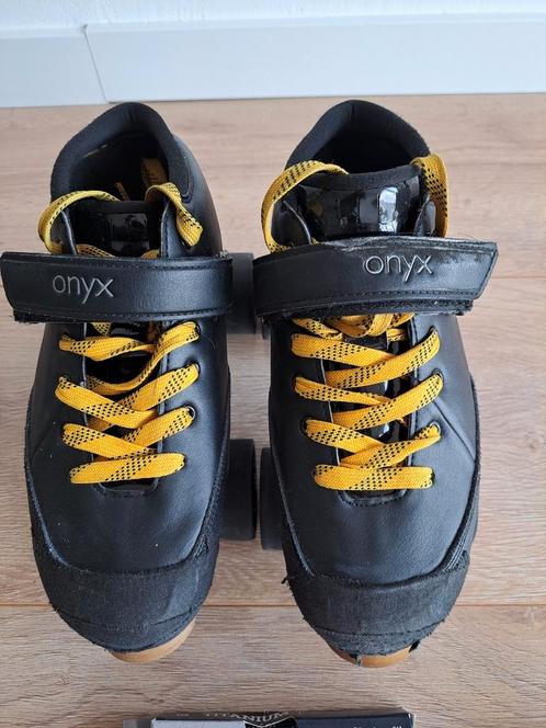 Te koop: Rollerskates Compleet Set (Nieuwstaat), Sport en Fitness, Skeelers, Zo goed als nieuw, Inline skates 4 wielen, Overige merken