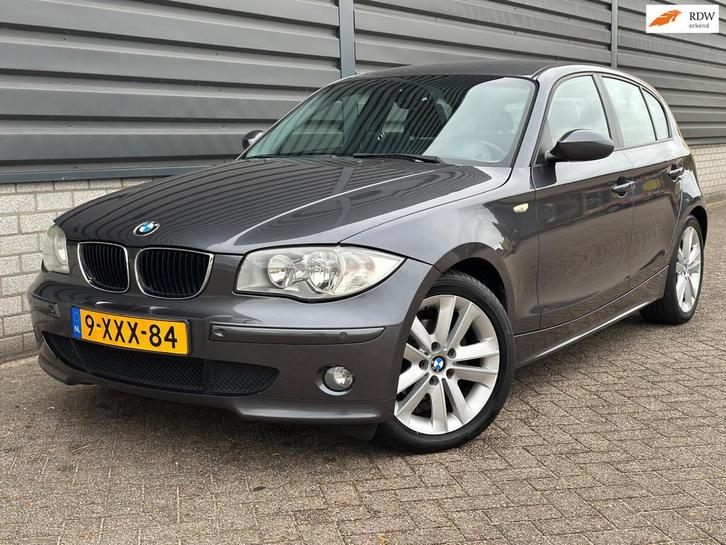 BMW 1-serie 116i Executive Airco | CarPlay | APk | 5 Deurs, Auto's, BMW, Bedrijf, Te koop, 1-Serie, ABS, Airbags, Airconditioning