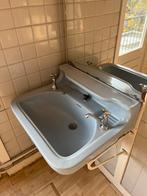 Prachtige retro babyblauwe wastafel te koop!, Ophalen, 50 tot 100 cm, Zo goed als nieuw, Minder dan 100 cm