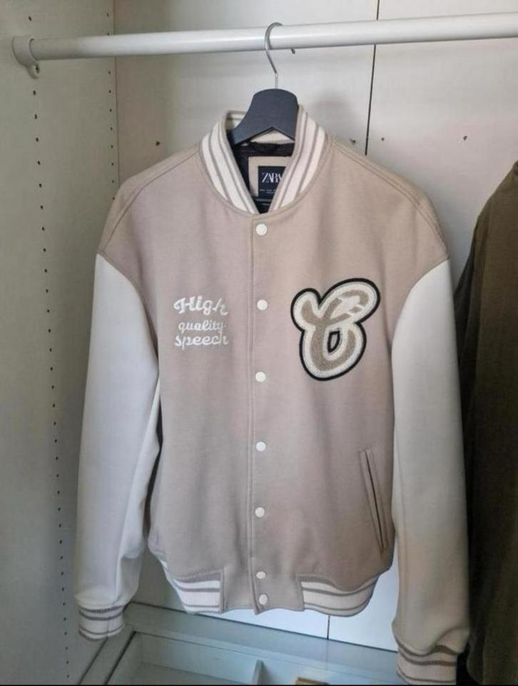 Varsity jas nieuw, Kleding | Heren, Jassen | Zomer, Nieuw, Beige, Ophalen of Verzenden