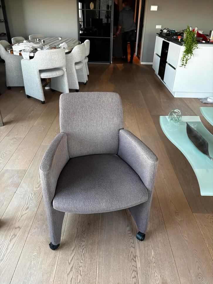 4 Leolux Eetkamerstoelen - Comfortabel!, Huis en Inrichting, Stoelen, Gebruikt, Vijf, Zes of meer stoelen, Stof, Grijs, Ophalen