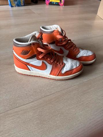 Oranje Air Jordan 1 Schoenen - Maat 34 beschikbaar voor biedingen