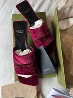 Gucci red grape velvet hakken maat 39.5 nieuw, Kleding | Dames, Ophalen, Nieuw, Sandalen of Muiltjes, Gucci