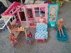 Barbiehuis Inklapbaar met accessoires, Kinderen en Baby's, Speelgoed | Poppenhuizen, Ophalen, Zo goed als nieuw