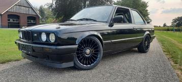 Bmw e30 325 i   coupe   raceauto sper diff beschikbaar voor biedingen