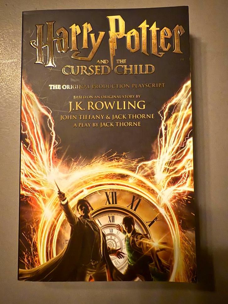 Harry potter and the cursed child engels nieuw, Verzamelen, Harry Potter, Zo goed als nieuw, Boek of Poster, Ophalen of Verzenden