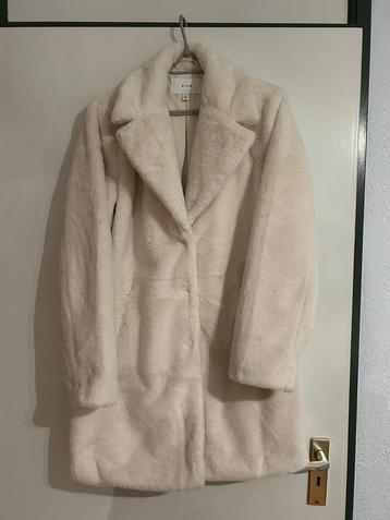 Vila witte teddy jas - maat 38 beschikbaar voor biedingen