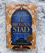 Shannon (S.A.) Chakraborty - De bronzen stad Limited edition, Nieuw, Ophalen of Verzenden