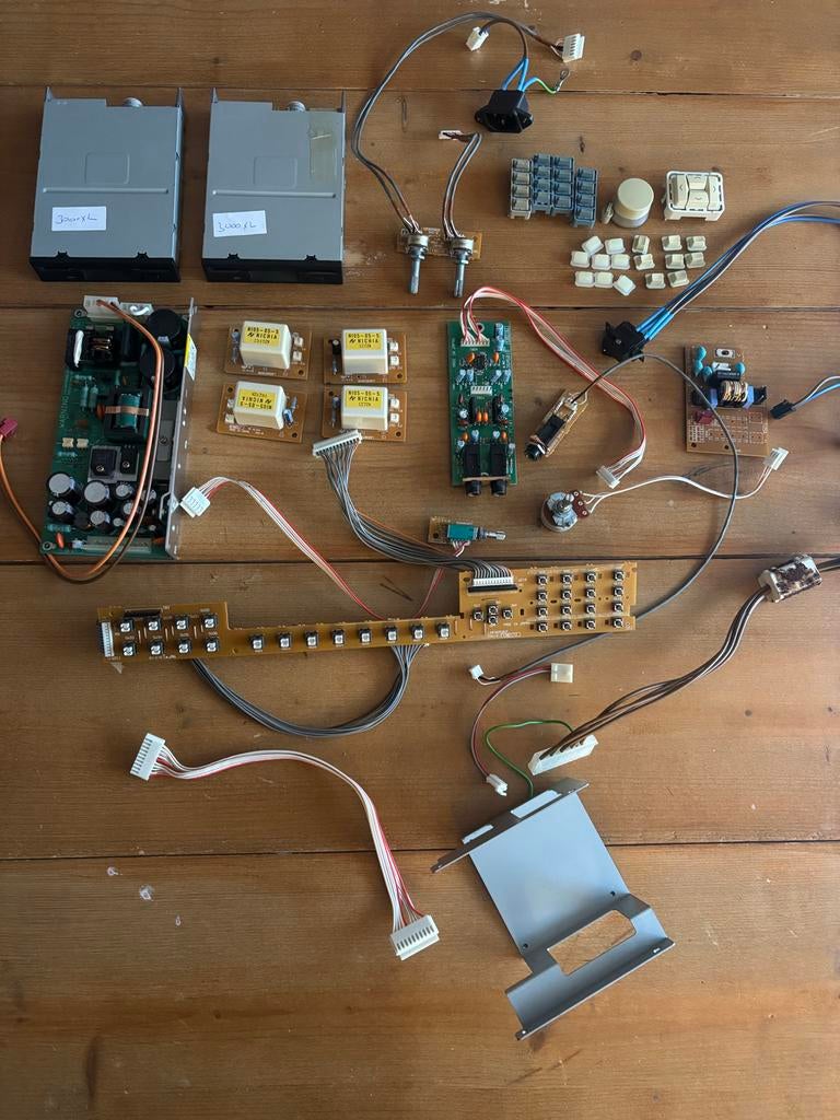 Akai S3000XL Onderdelen - Diverse, Computers en Software, Overige Computers en Software, Gebruikt, Ophalen of Verzenden