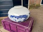 Heel grote blauw met witte vaas, Huis en Inrichting, Ophalen, Zo goed als nieuw, Rond, Glas