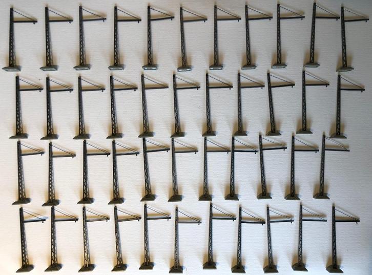 47 bovenleidingmasten Jouef 688, Hobby en Vrije tijd, Modeltreinen | H0, Zo goed als nieuw, Overige typen, Gelijkstroom, Jouef