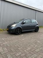 Toyota Aygo 1.0 12V Vvt-i 5DRS 2007 Grijs, Auto's, Toyota, Voorwielaandrijving, 4 stoelen, 68 pk, Origineel Nederlands