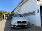 BMW 2-serie Active Tourer 218i High Executive LAGE KM STAND, Auto's, 136 pk, Gebruikt, Euro 6, Leder
