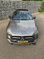 Mercedes-Benz A-Klasse A 180 136pk 7G-DCT 2022 Grijs, Auto's, Mercedes-Benz, 136 pk, 4 cilinders, Lichtsensor, Origineel Nederlands
