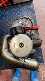 Mobylette / motobecane motorblok compleet ., Fietsen en Brommers, Ophalen of Verzenden, Gebruikt, Blok, Overige merken