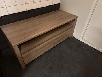 Lage kast met 2 lades