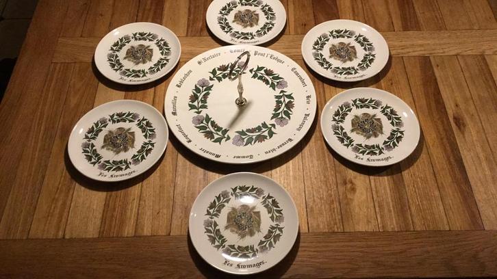 Kaasplateau + 6 kaasbordjes, Antiek en Kunst, Antiek | Keramiek en Aardewerk, Ophalen of Verzenden