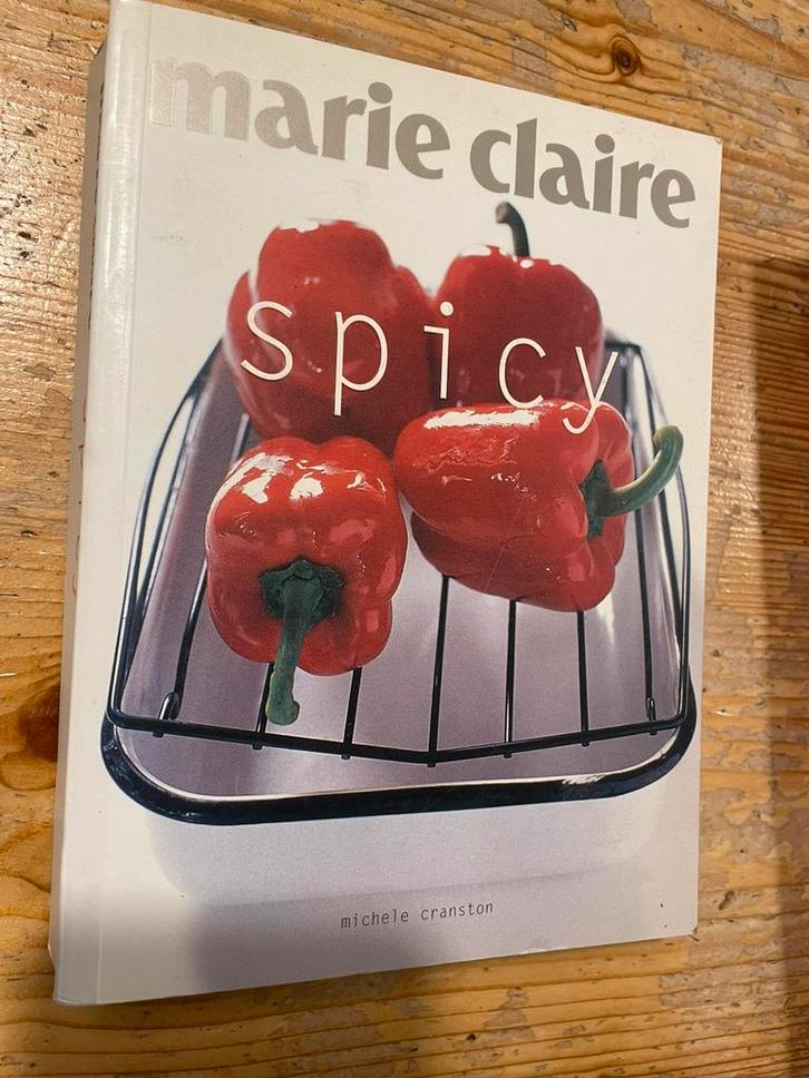 M. Cranston - Marie Claire Spicy, Boeken, Kookboeken, Zo goed als nieuw, Ophalen of Verzenden