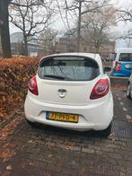 Ford Ka 1.2 69pk 2011 Wit, Auto's, Ford, Voorwielaandrijving, 1242 cc, 4 cilinders, 4 stoelen
