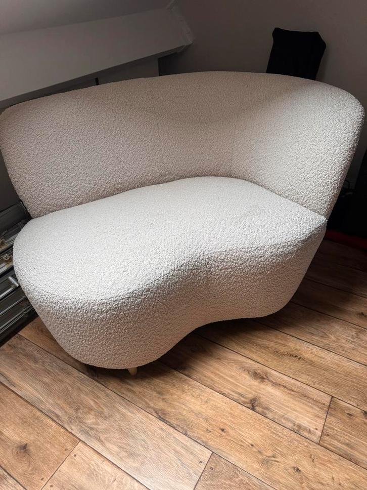 Stijlvolle Stone Bouclé Fauteuil, Huis en Inrichting, Banken | Sofa's en Chaises Longues, Zo goed als nieuw, Eenpersoons, Minder dan 150 cm