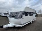 Hobby de Luxe 490 KMF 2025 | Stapelbed | Vloerverwarming, Caravans en Kamperen, Caravans, Schokbreker, Hobby, Bedrijf, 1250 - 1500 kg